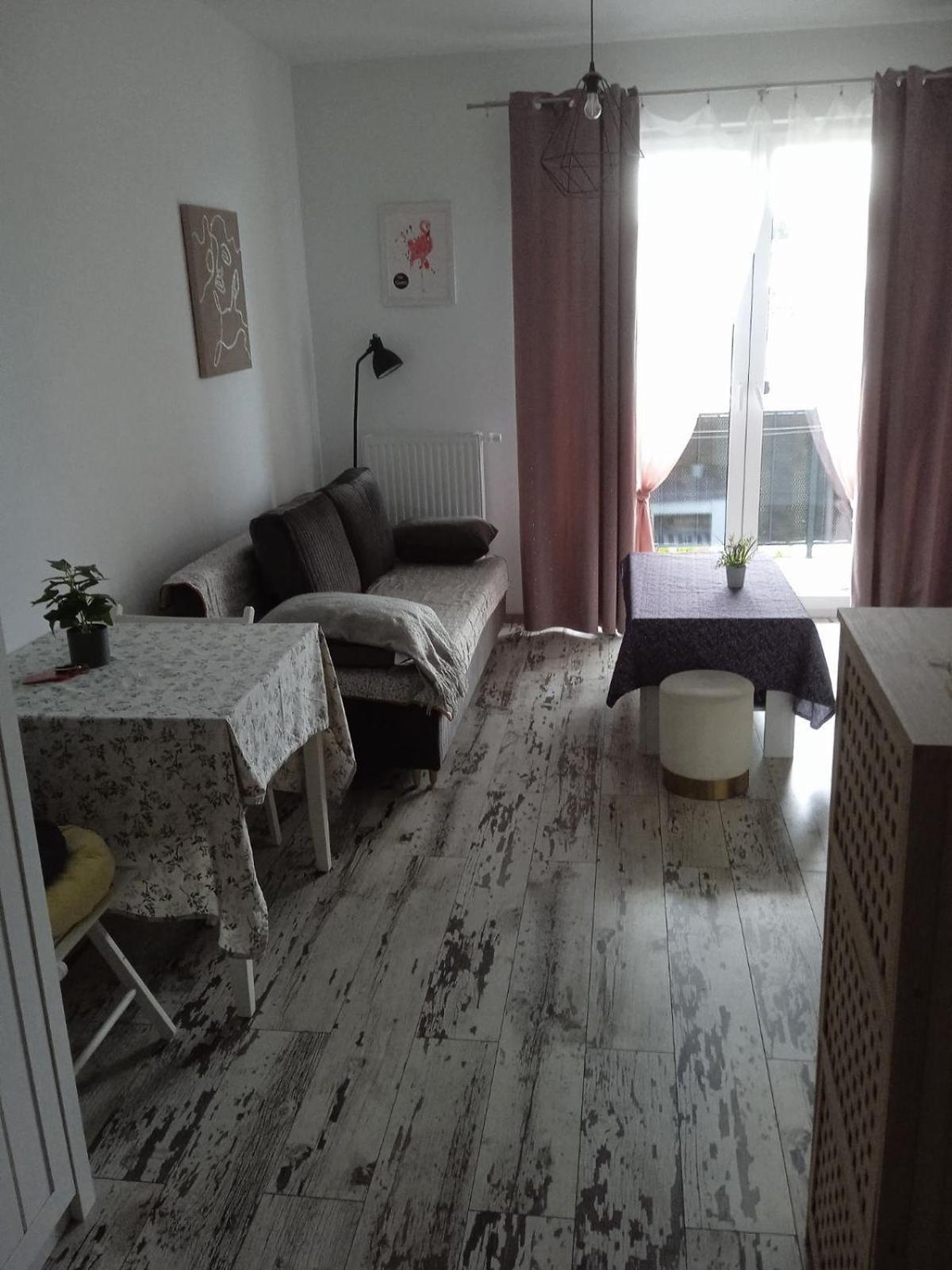 Dreapart Pruszcz Gdanski Luaran gambar